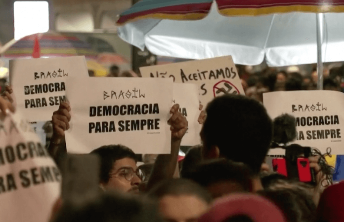 rallies - demokrazija - brażil