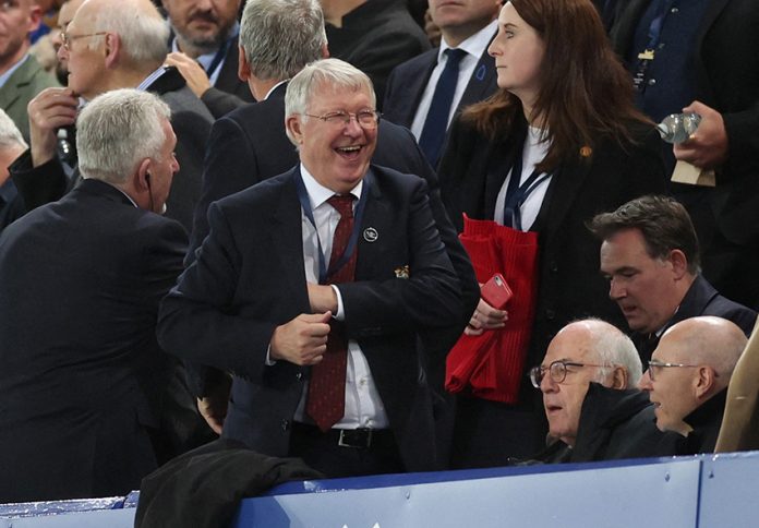 Premier League - Everton v Manchester United