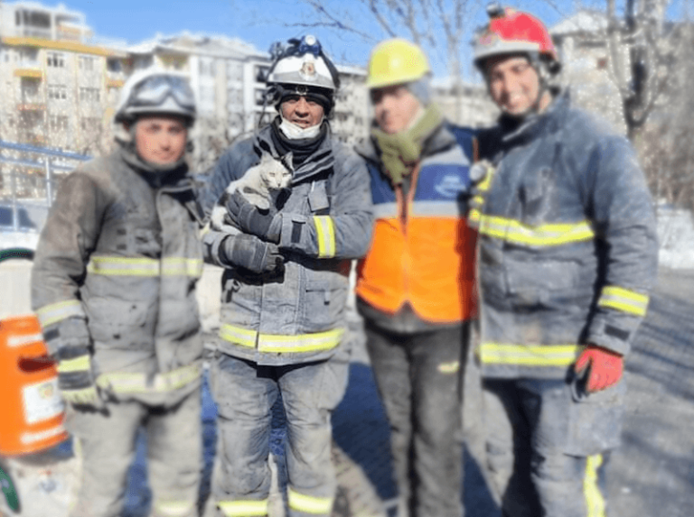 “Kemm hu sabiħ li tgħin lil ħaddieħor minkejja li tkun qed tissogra ħajtek”