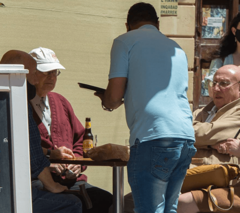 Aktar irġiel milli nisa fil-popolazzjoni Maltija