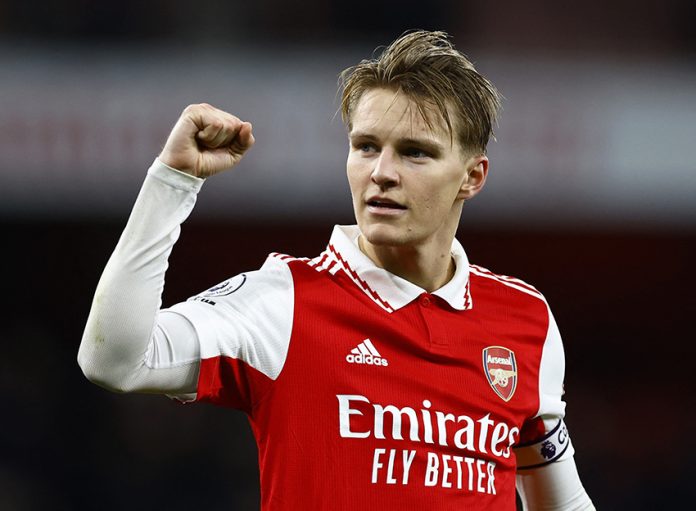 Premier League - Arsenal v Everton