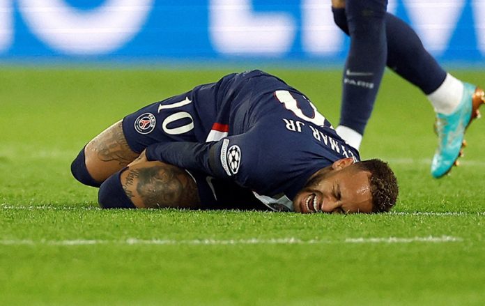 FILE PHOTO: Champions League - Round of 16 First Leg - Paris St Germain v Bayern Munich
