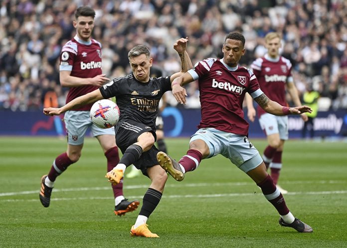 Premier League - West Ham United v Arsenal