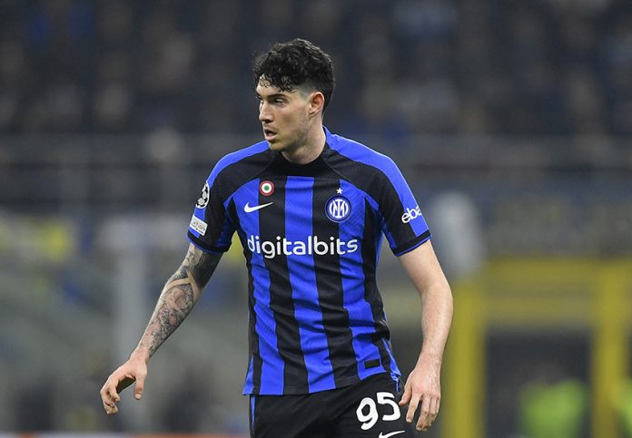 Champions League - Round of 16 First Leg - Inter Milan v FC Porto