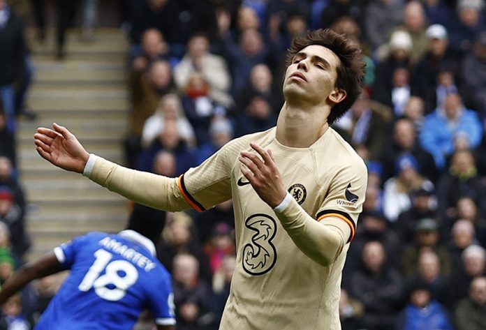 Premier League - Leicester City v Chelsea