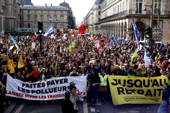 Protesti editorjal