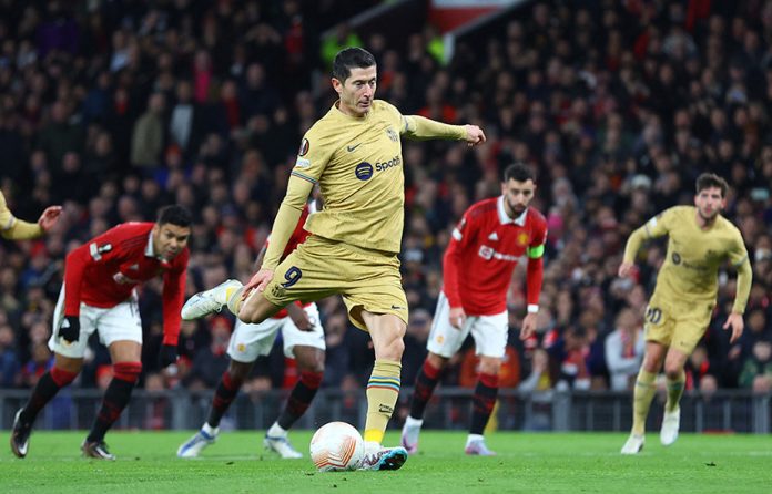 Europa League - Play-Off Second Leg - Manchester United v FC Barcelona