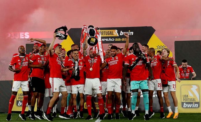 Primeira Liga - Benfica v Santa Clara