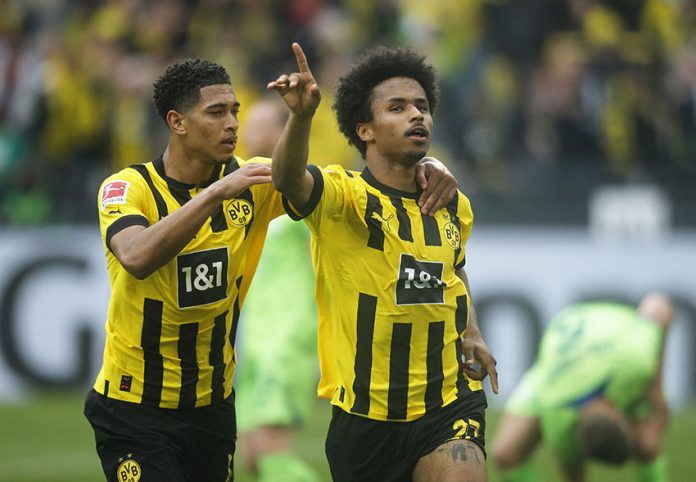 Bundesliga - Borussia Dortmund v VfL Wolfsburg