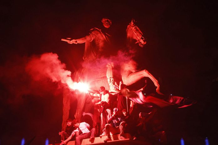 Serie A - Napoli fans celebrate winning Serie A