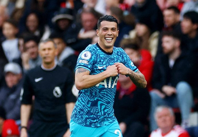 Premier League - Southampton v Tottenham Hotspur