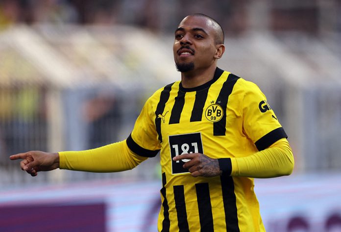 Bundesliga - Borussia Dortmund v Borussia Moenchengladbach