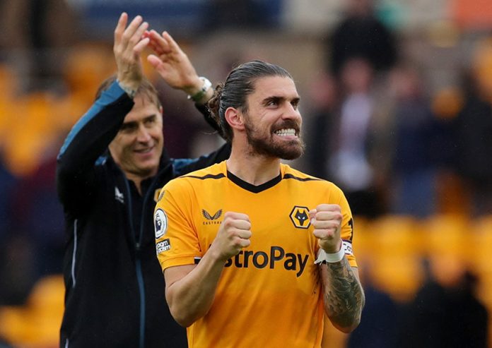 Premier League - Wolverhampton Wanderers v Aston Villa