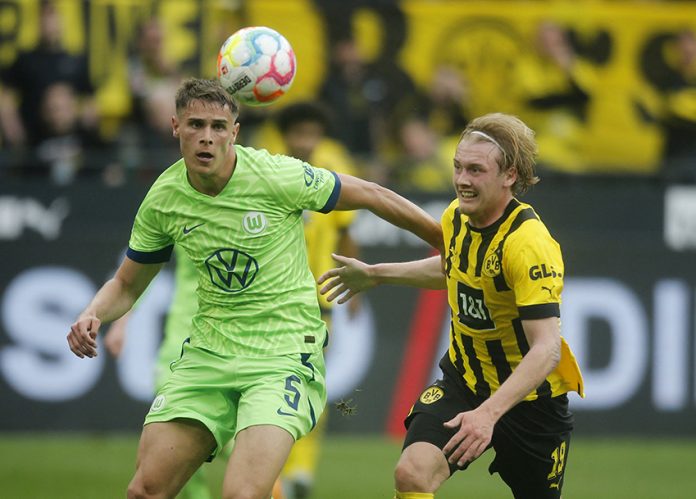 Bundesliga - Borussia Dortmund v VfL Wolfsburg