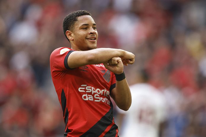 Brasileiro Championship - Athletico Paranaense v Flamengo