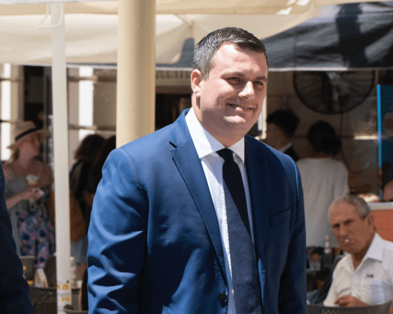 “Iċ-ċentri kienu ffullati u ma kinux lesti jilqgħu dak in-numru kbir ta’ nies”