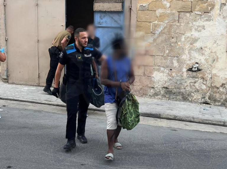Madwar 40 persuna jinstabu jgħixu illegalment f’Għawdex