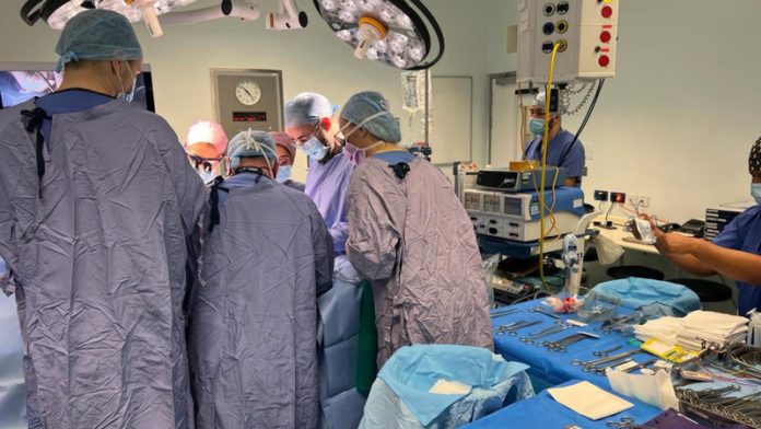 skynews-womb-transplant-transplant_6259635