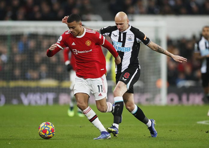 Premier League - Newcastle United v Manchester United
