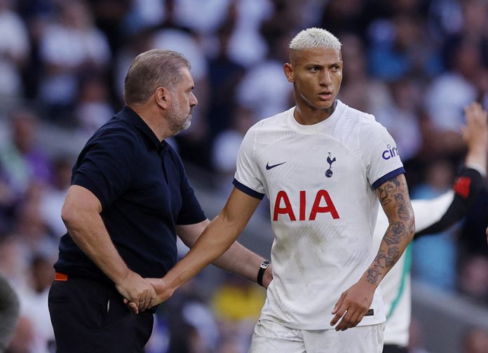 Premier League - Tottenham Hotspur v Manchester United