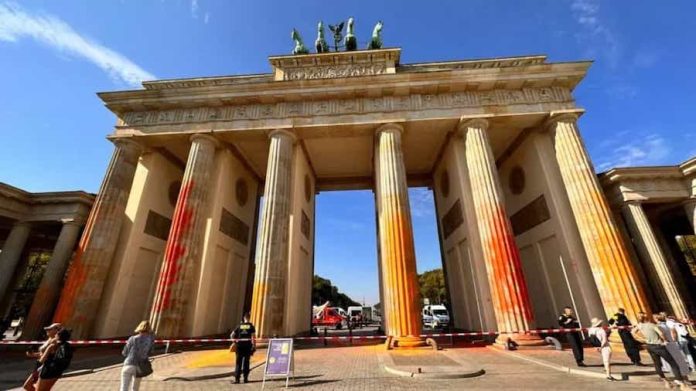 brandenburg gate - germany