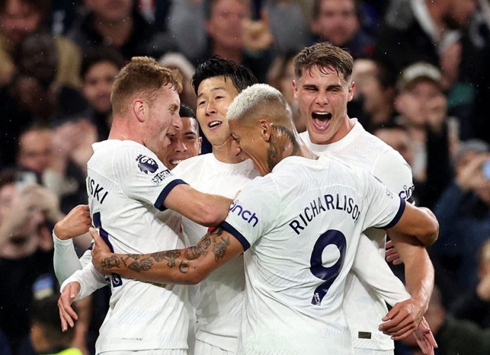 Premier League - Tottenham Hotspur v Fulham