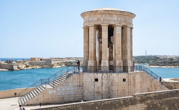 qanpiena - belt valletta
