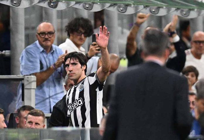 Champions League - Group F - AC Milan v Newcastle United