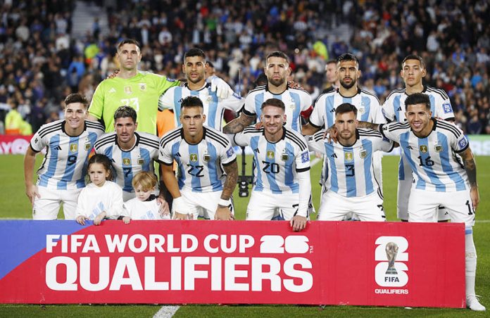 World Cup - South American Qualifiers - Argentina v Paraguay