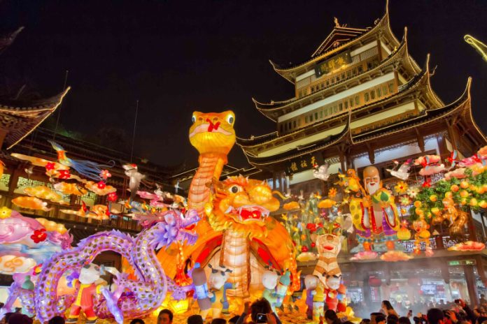 celebrating-chinese-new-year-94cc9dfae76d41d292bdd130c9e7374e
