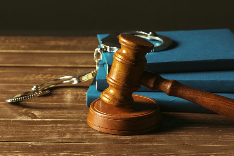 Sentenza sospiża wara li xejjer arma lejn raġel f’garaxx
