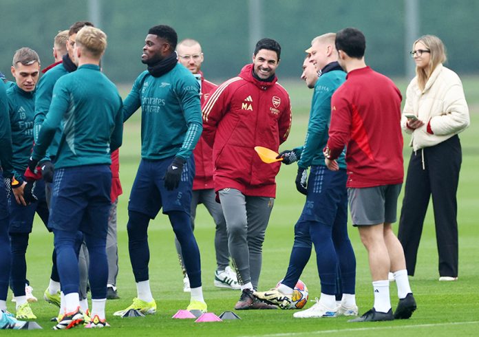 Champions League - Arsenal Training