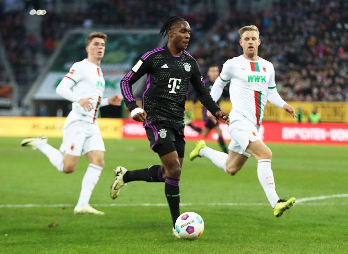 Bundesliga - FC Augsburg v Bayern Munich