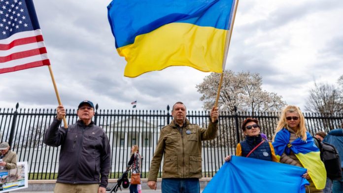 220325152351-ukraine-rally-white-house