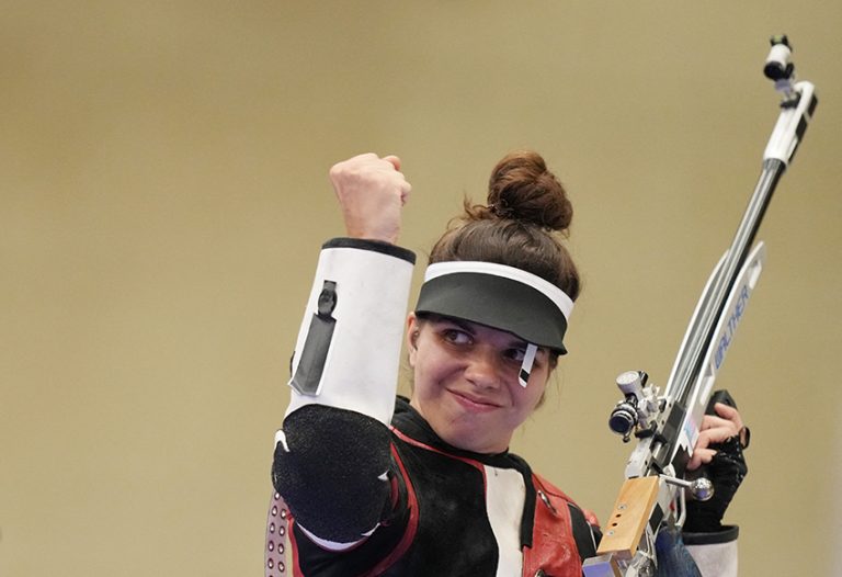 It-tiratura Svizzera Chiara Leone tirreġistra record Olimpiku fl-Air-Rifle 50m