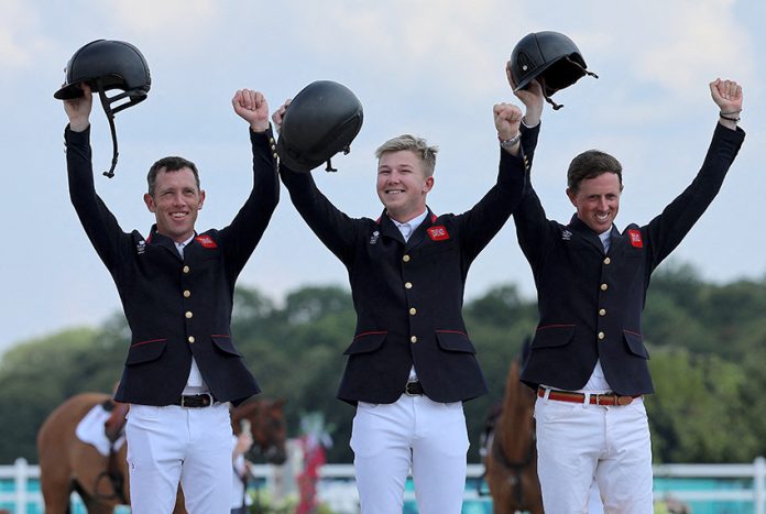 Equestrian - Jumping Team Victory Ceremony