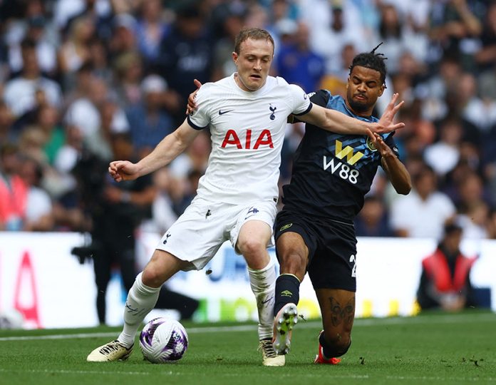Premier League - Tottenham Hotspur v Burnley