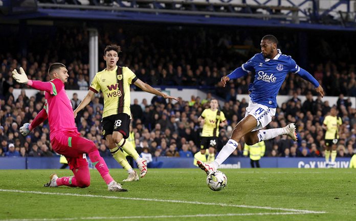 Carabao Cup - Fourth Round - Everton v Burnley