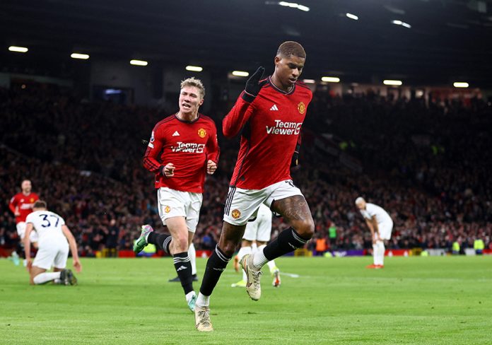 Premier League - Manchester United v Tottenham Hotspur