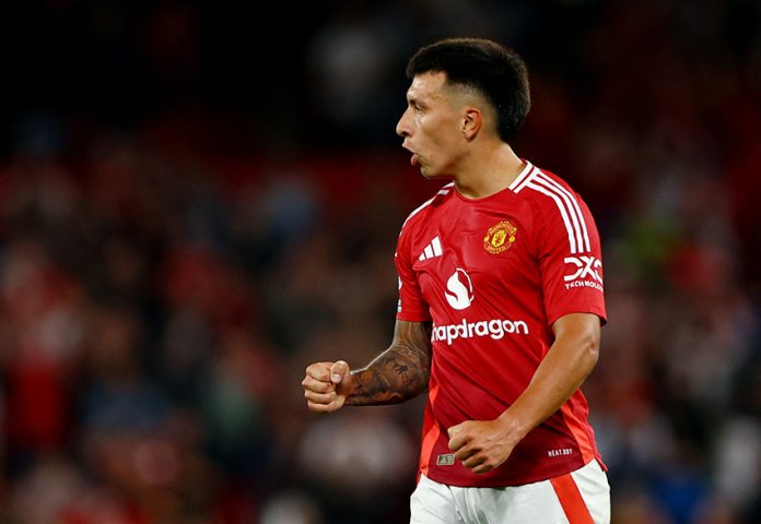 Premier League - Manchester United v Fulham