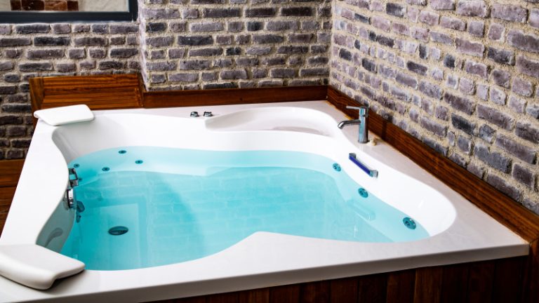 Noverġiż imut wara li kellu diffikultà waqt li kien qiegħed f’jacuzzi f’Tas-Sliema