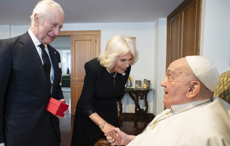 Ir-Re Karlu u r-Reġina Camilla b’udjenza privata ma’ Papa Franġisku