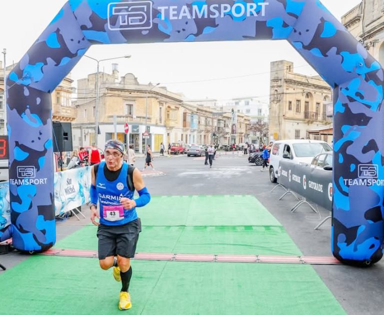 Jien bdejt nipprattika l-atletika bħala anzjan u xorta sibt is-sodisfazzjon … aħseb u ara meta tkun għadek b’futur itwal quddiemek – John Attard Kingswell