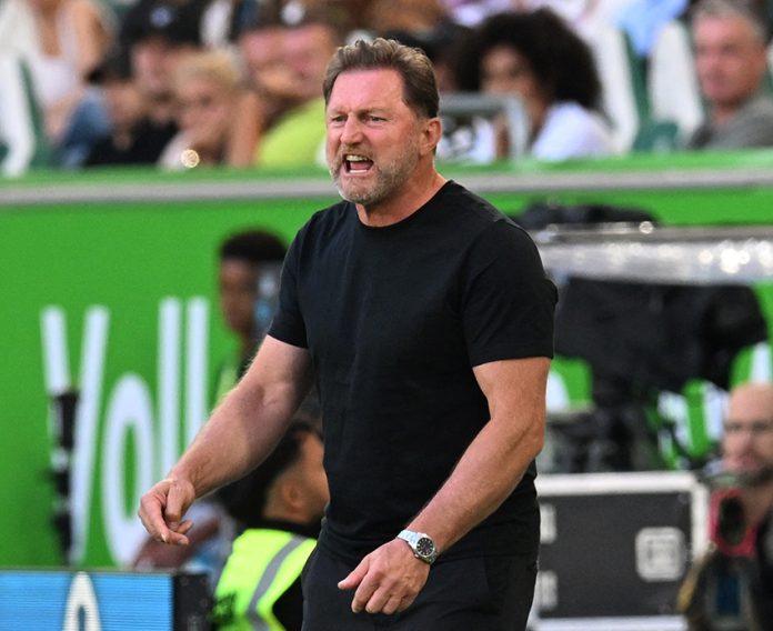 Bundesliga - VfL Wolfsburg v Bayern Munich