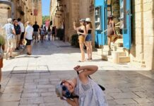 TURIŻMU LI QED IKOMPLI JOĦLOQ IL-ĠID