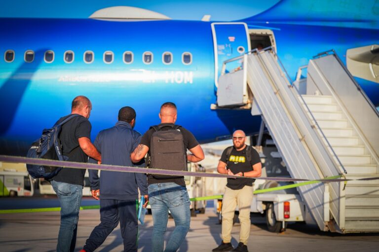 Tliet immigranti irregolari tkeċċew mill-pajjiż u ġew irritornati fl-Afrika