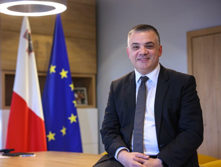 L-investiment fl-infrastruttura hu investiment fil-komunità u fik