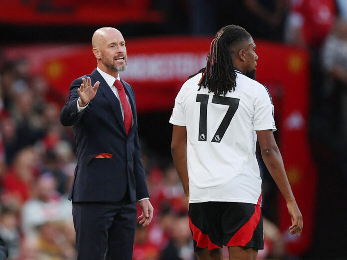 Premier League - Manchester United v Fulham