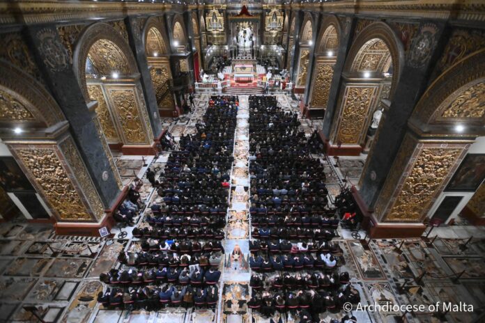 CURIA03