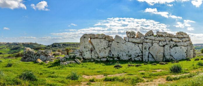 Heritage Malta tikkundanna vandaliżmu fil-Ġgantija 1